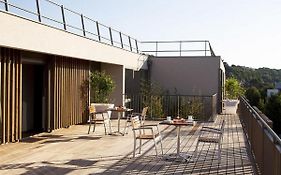 Adonis Lyon Dock Ouest
